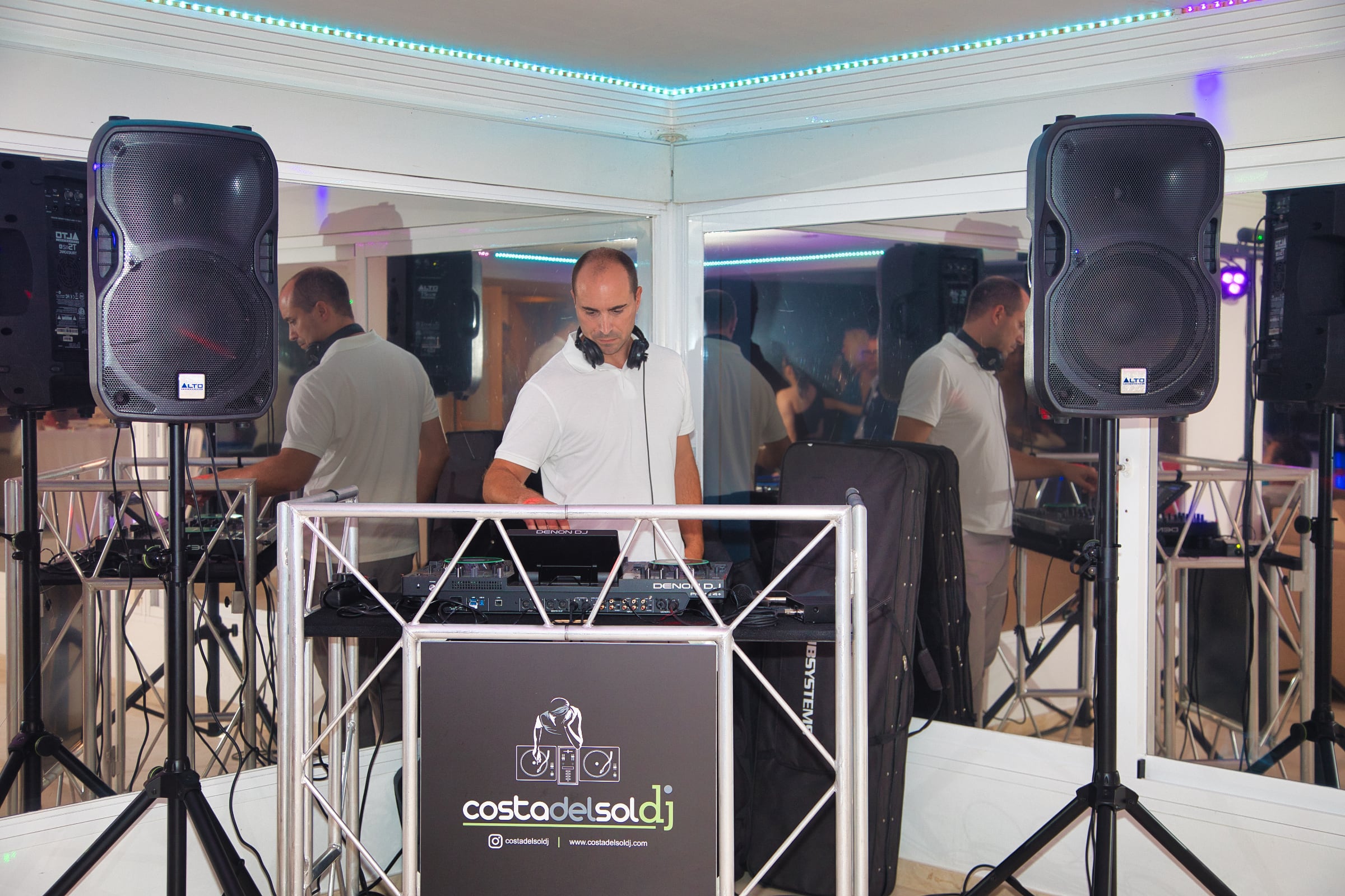 Costa del sol English Wedding dj