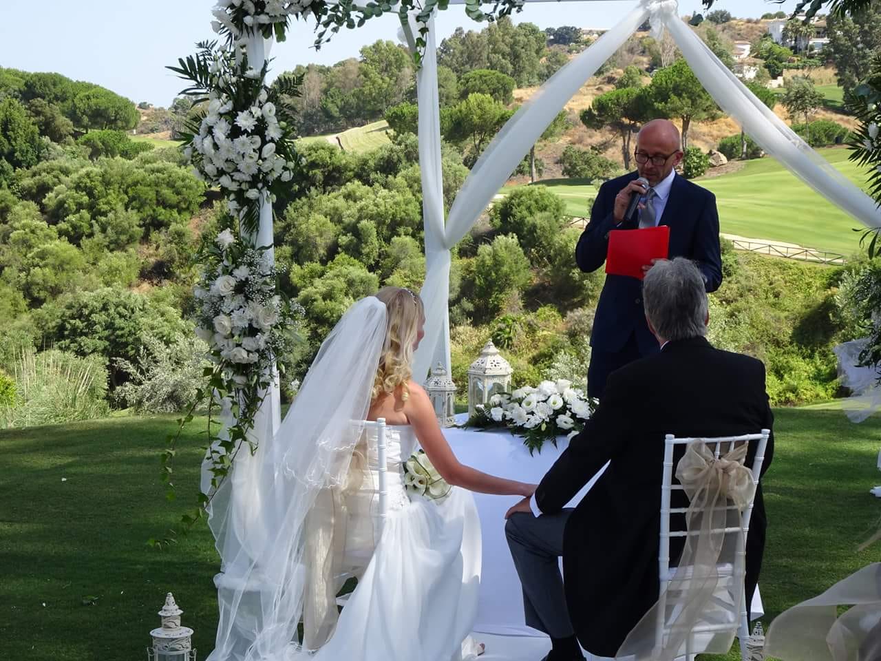 Wedding celebrant Costa del Sol 